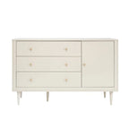Pinio Petite Bedroom