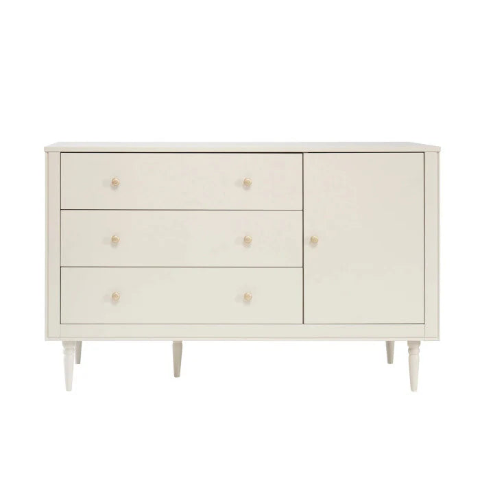 Pinio Petite Bedroom