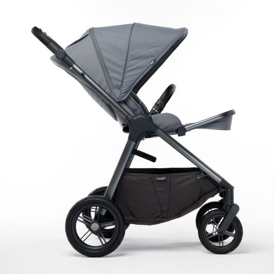 MAST - M5 (stroller + Isize car seat + isofix base)