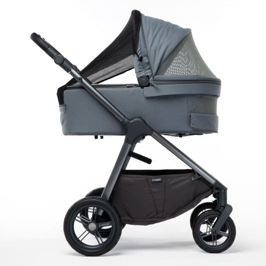 MAST - M5 plus (stroller + Isize car seat + iso fix base + carrycot)