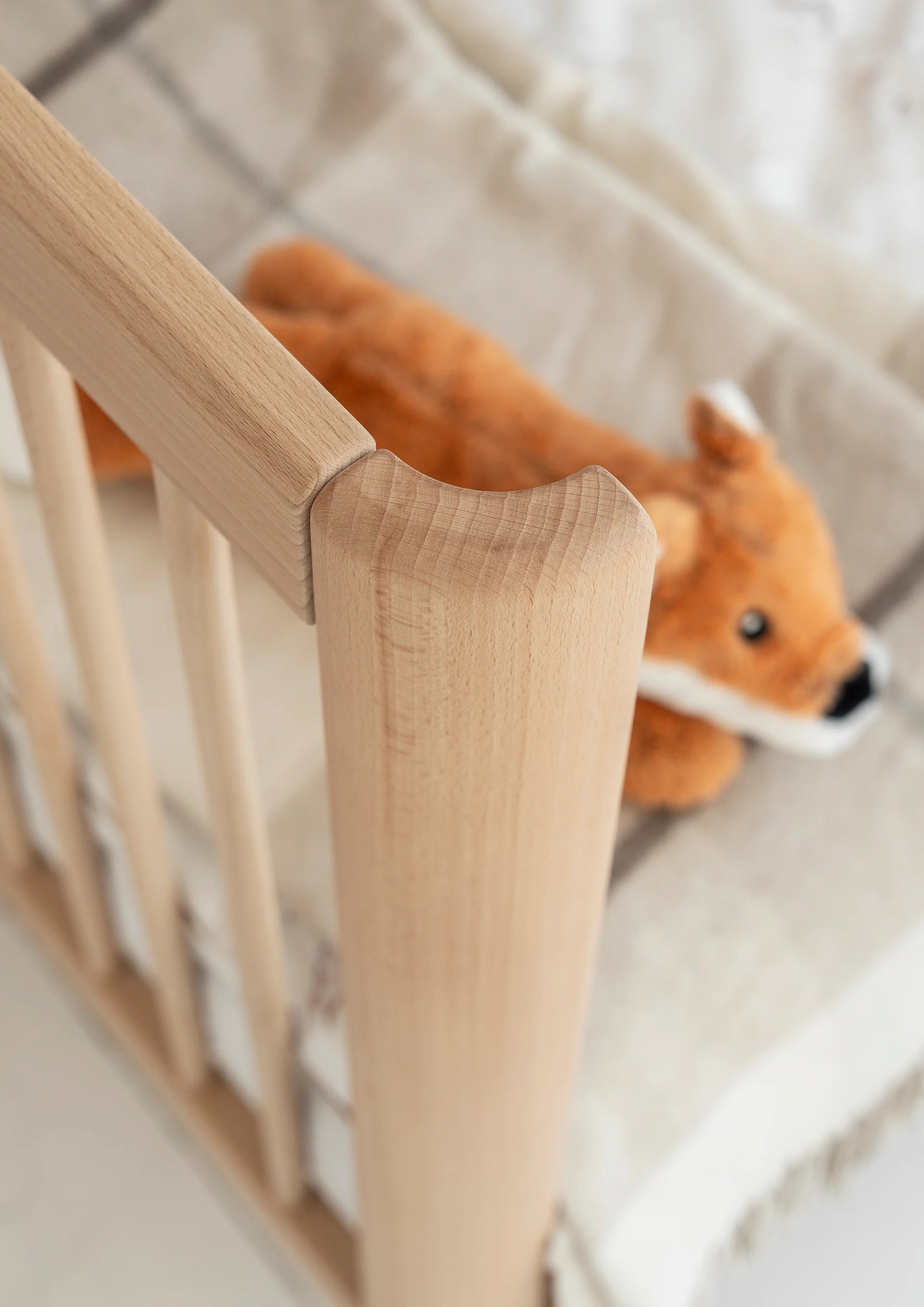 Pinio Pure Wooden Crib