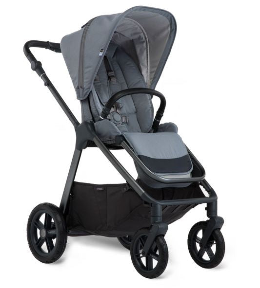 MAST - M5 (stroller + Isize car seat + isofix base)