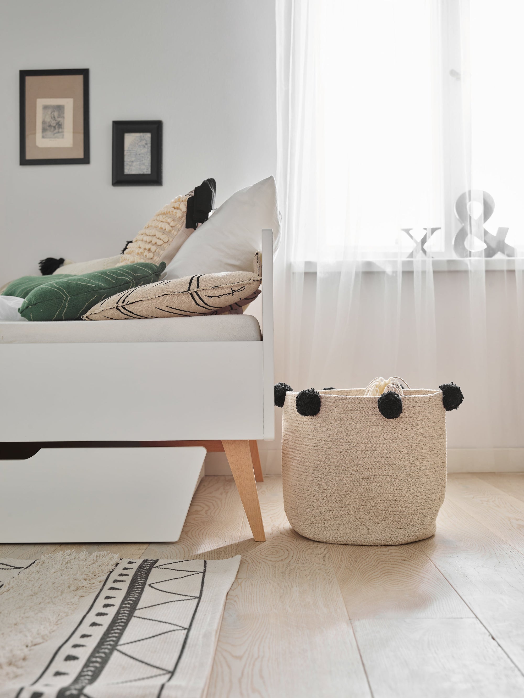 Pinio - Swing Bedroom (1)