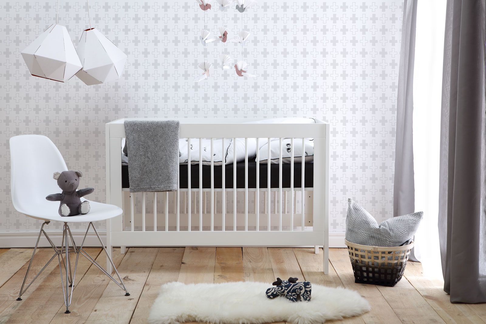 Pinio - Basic White Bed