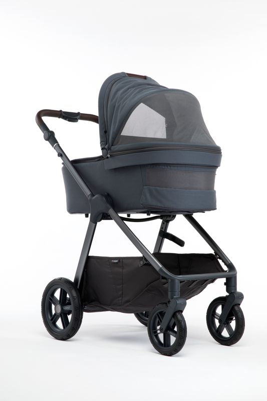 MAST - M5 plus (stroller + Isize car seat + iso fix base + carrycot)